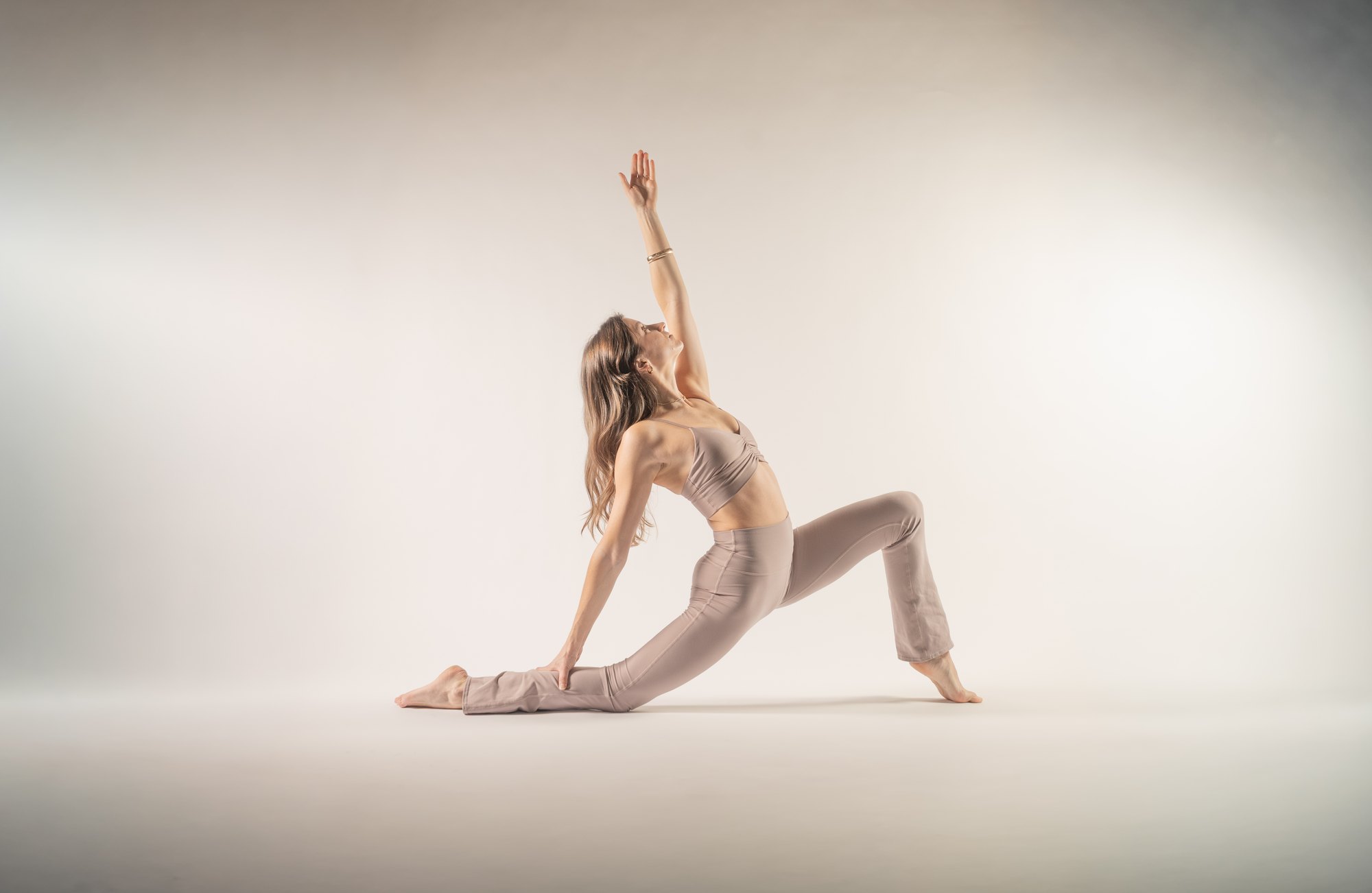 Low lunge with a heart-opening backbend at Yoga 2.0
